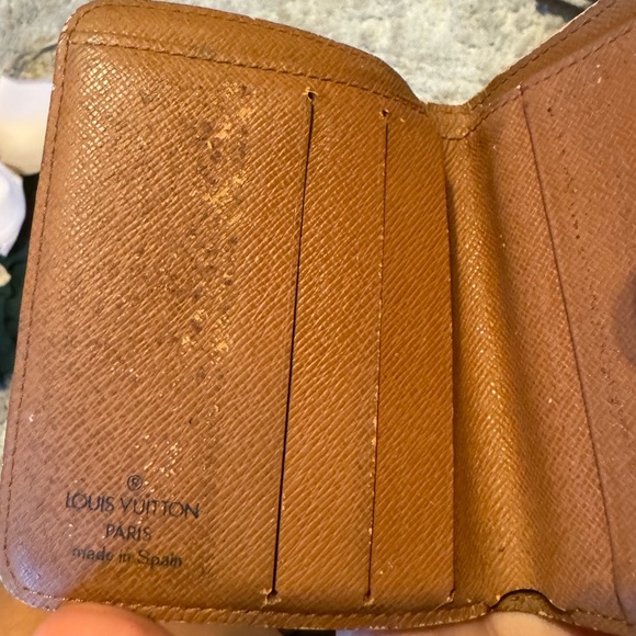 Vintage Louis Vuitton Zip Around Wallet With Snap - Picture 5 of 9